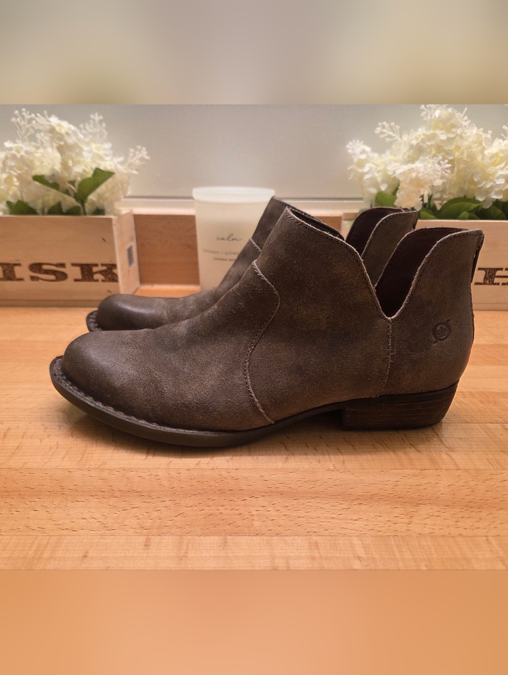 Born Kerri Ankle Boots Brown Suede Leather Womens Size 9.5 - Picture 3 of 11